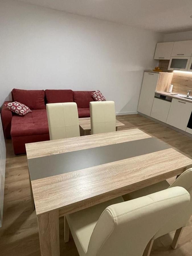 Apartmani Daisy Velika Gorica Bagian luar foto